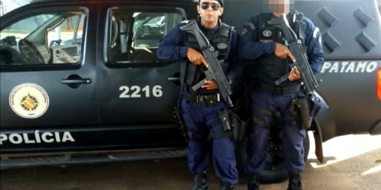 Preso após 8/1, PM que faltou CPI citou Carla Zambelli como defensora