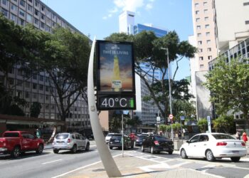 É a economia (e a saúde), estúpido!