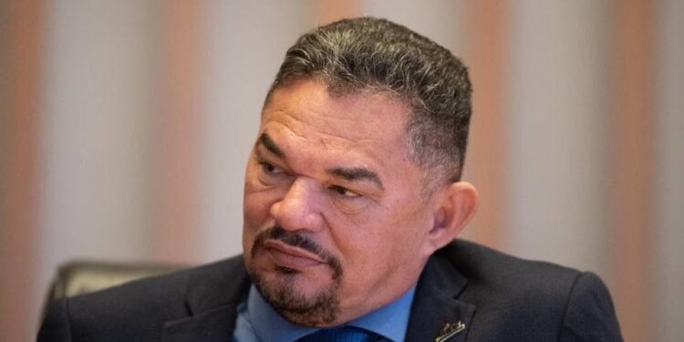 Citado 40 vezes em texto da CPI do DF, Bolsonaro é poupado sobre 8/1