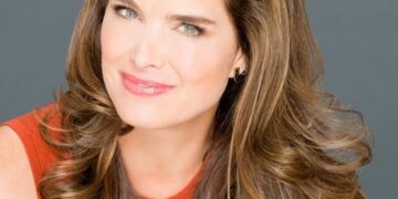 Água demais? Entenda desmaio e convulsão sofridos por Brooke Shields