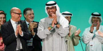 COP28 marca ‘o começo do fim’ dos combustíveis fósseis