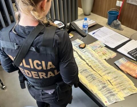 Avião, cofre e carro de luxo: o que a PF apreendeu com Reis da Soja