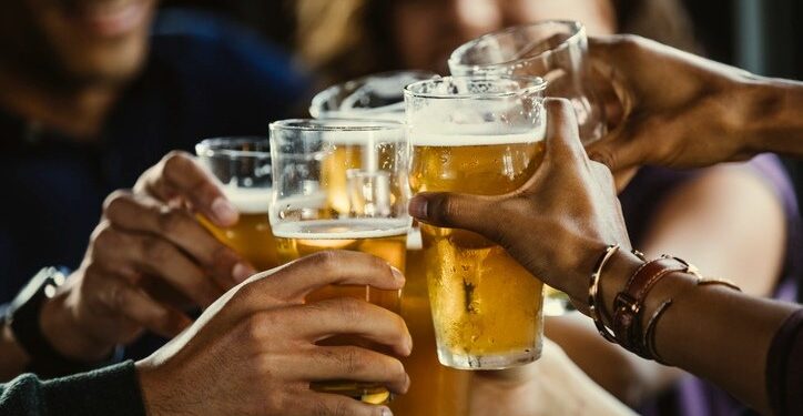 Cientistas criam estratégia para convencer população a beber menos