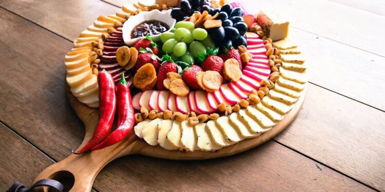 Nutróloga ensina 5 dicas para aproveitar ceia de Ano-Novo sem engordar