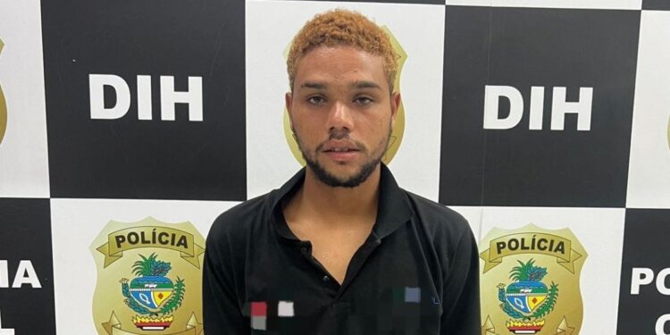 Vídeo: assaltante mata homem de 69 anos a pauladas para roubar TV