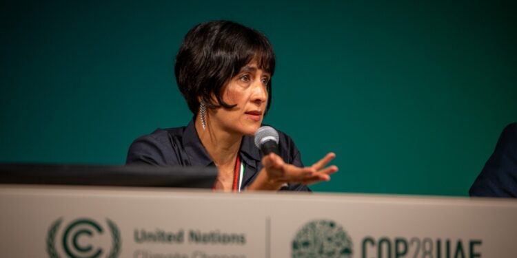 Colômbia está sendo castigada por ambição climática, diz ministra do meio ambiente