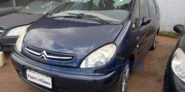 Detran tem leilão de Toro, Hilux, Golf GTI e Pajero a partir de R$ 500