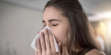 Dor de garganta pode surgir mesmo no verão: saiba o que fazer