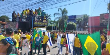 Bolsonaro recebe título de ‘Pai da Mentira’ após discurso polêmico em Maricá