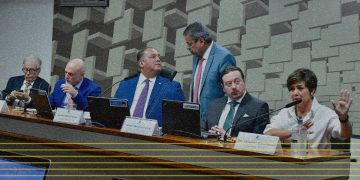 Pressão: Indústria tabagista marca presença em audiência no Senado para liberar vapes