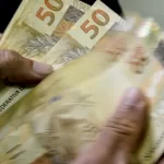 INSS paga segunda parcela do 13º a quem recebe acima do mínimo nesta segunda-feira 3 - Foto: Agência Brasil