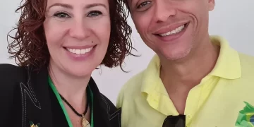 Carla Zambelli e Gustavo Gayer são condenados por compartilhar telefone de professora nas redes