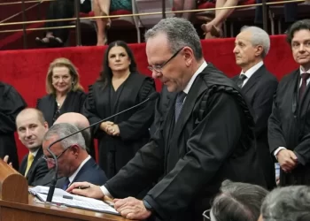 CNJ homologa acordo e suspende processos contra desembargador do TRF-4 que atuou na Lava Jato