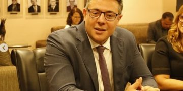 Estagiária se retrata e admite ter mentido em denúncia contra juiz