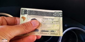 Lula sanciona lei que permite CNH gratuita para pessoas de baixa renda e veta exame toxicológico para habilitação comum