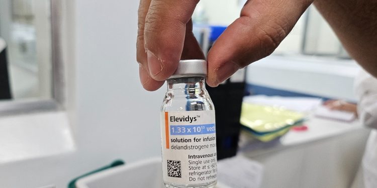 Remédio suspenso: por que EUA investiga morte de brasileiro de 8 anos