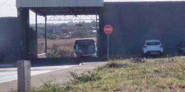Após denúncia, Rodoeste retira placa de garagem em parque no DF