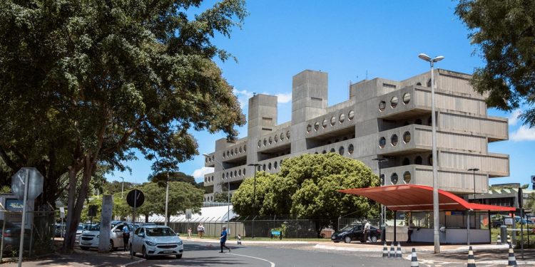 Com salários de até R$ 32 mil, Rede Sarah abre concursos com 21 vagas