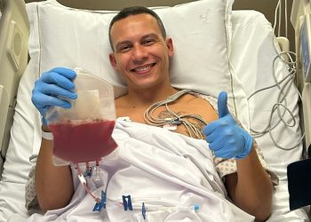 Brasileiro que doou medula óssea 3 vezes: “Super-herói da vida real”