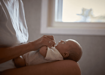 DF vai indenizar mãe de bebê que morreu à espera de cirurgia