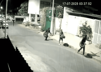 Vídeo: bando é flagrado após furtar quatro rodas de carro na Asa Norte