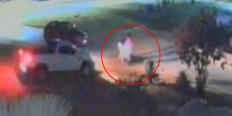 Vídeo: dupla espanca homem até a morte durante acerto de contas