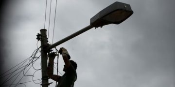 Endereços no Lago Sul e Águas Claras ficarão sem energia nesta terça