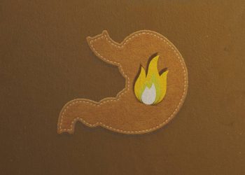 Gastrite: o que excluir da dieta ou incluir para evitar crises