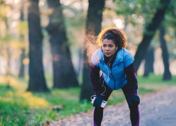 Corrida no inverno: 5 dicas para manter o ritmo dos treinos no frio