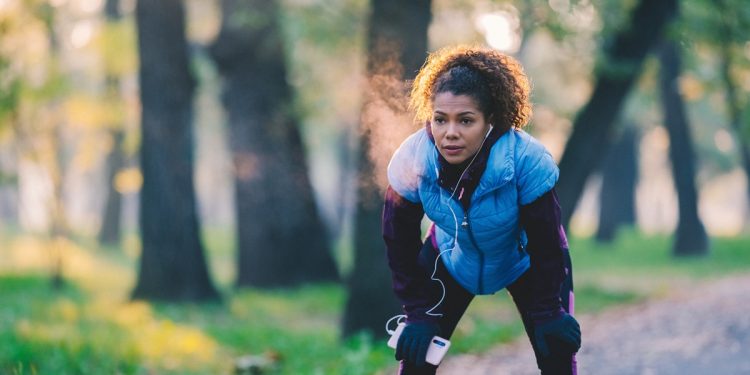 Corrida no inverno: 5 dicas para manter o ritmo dos treinos no frio