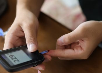 Diabetes: Anvisa ordena recolhimento de medidor de glicose. Veja lotes