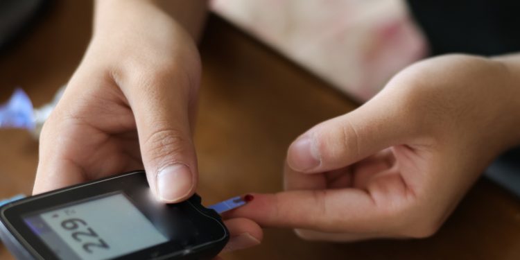 Diabetes: Anvisa ordena recolhimento de medidor de glicose. Veja lotes