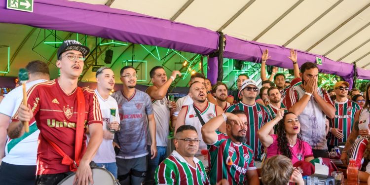 Tricolores lotam bares do DF para ver Fluminense no Mundial de Clubes