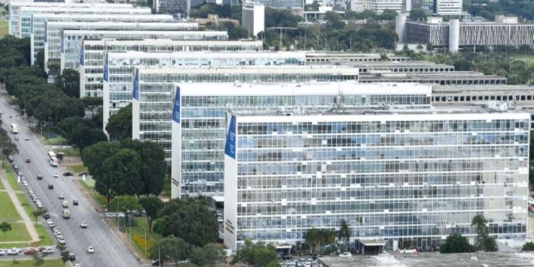 CNU 2025: candidatos relatam problemas para se inscrever em concurso