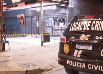 Homem é assassinado a tiros em frente a distribuidora de bebidas no DF