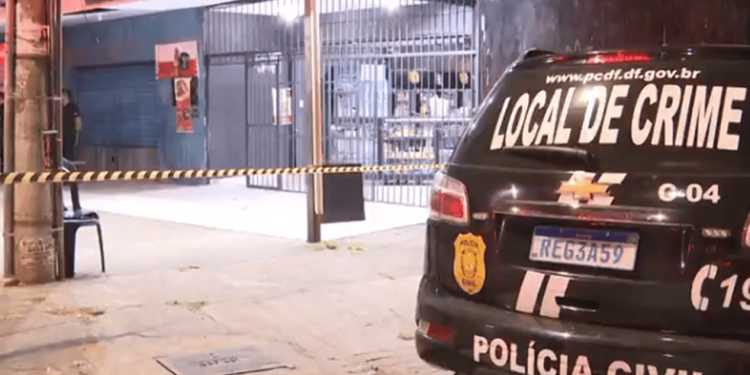 Homem é assassinado a tiros em frente a distribuidora de bebidas no DF