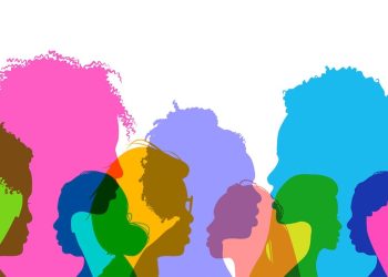 De 495 mil mulheres negras, 100 mil estão fora do mercado de trabalho