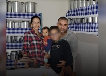 Saiba o que adolescente faria após assassinar pai, mãe e irmão caçula