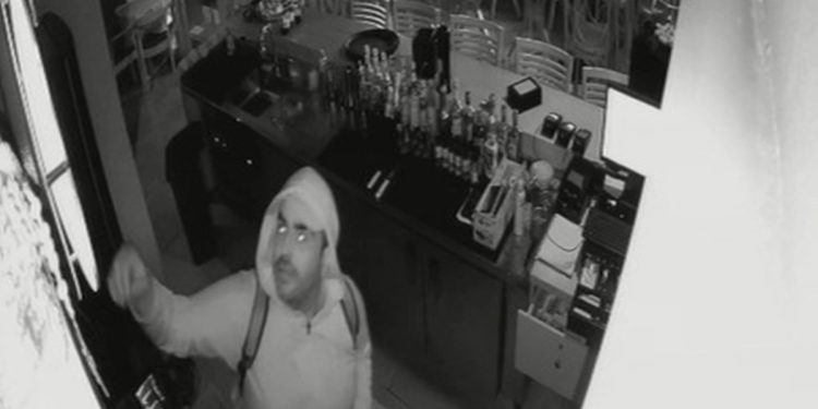 Vídeo: veja momento em que dono de restaurante na Asa Sul mata ladrão