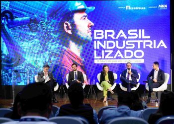 Especialistas defendem indústria, educação e inovação tecnológica como pilares para o desenvolvimento