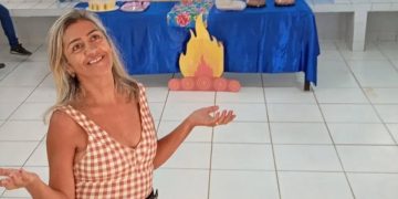 Mulher com câncer raro: “Tomava água pelas gotas de algodão molhado”