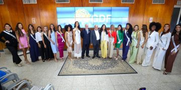 Ibaneis recebe candidatas ao concurso Miss Brasil Globo 2025, no DF