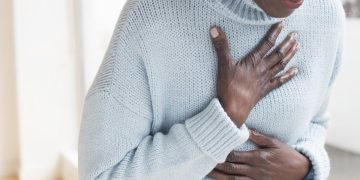 Estudo brasileiro confirma que remédio comum reduz riscos pós-infarto