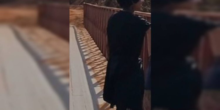 Mulher morta por homem que se escondeu em cova já havia sido ameaçada