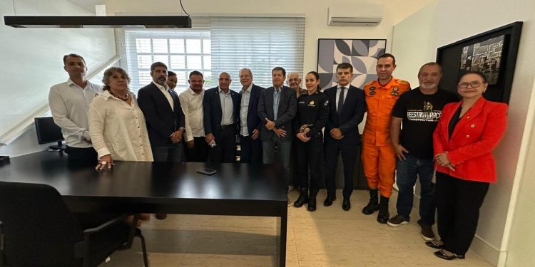 Ex-ministro de Lula, Dirceu mediará acordo sobre equiparação da PCDF com a PF