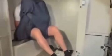 Veja momento em que empresário que matou gari é colocado em camburão