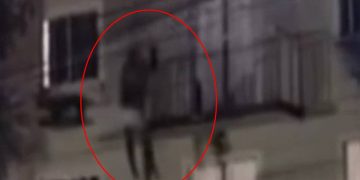 Veja fuga de homem após matar mulher com 15 golpes de marreta. Vídeo