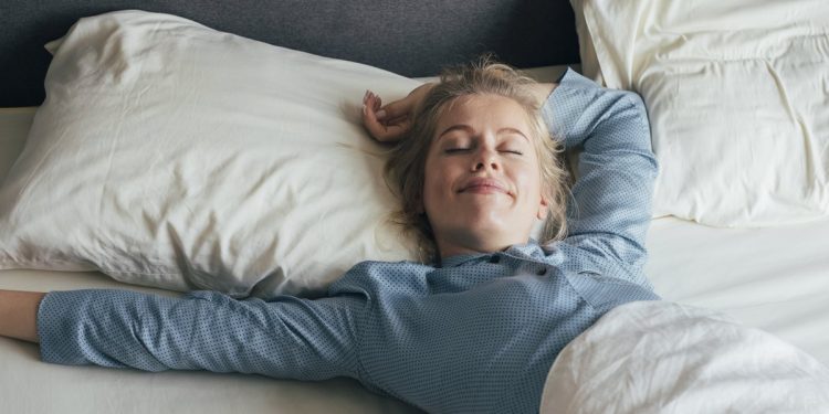 Insônia? Sono quebrado? Confira um guia para ter noites bem dormidas