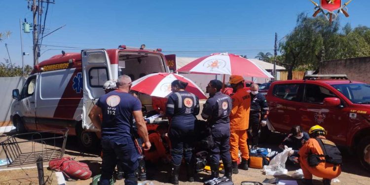 Bebê de 1 ano cai em piscina, se afoga e é reanimada após 30 minutos