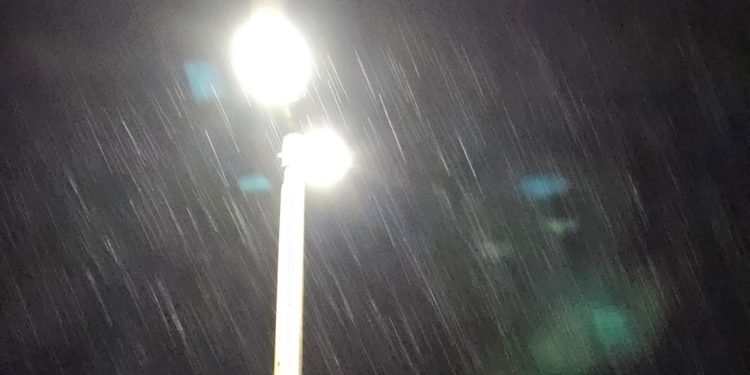 Parece até miragem: após mais de três meses, volta a chover no DF